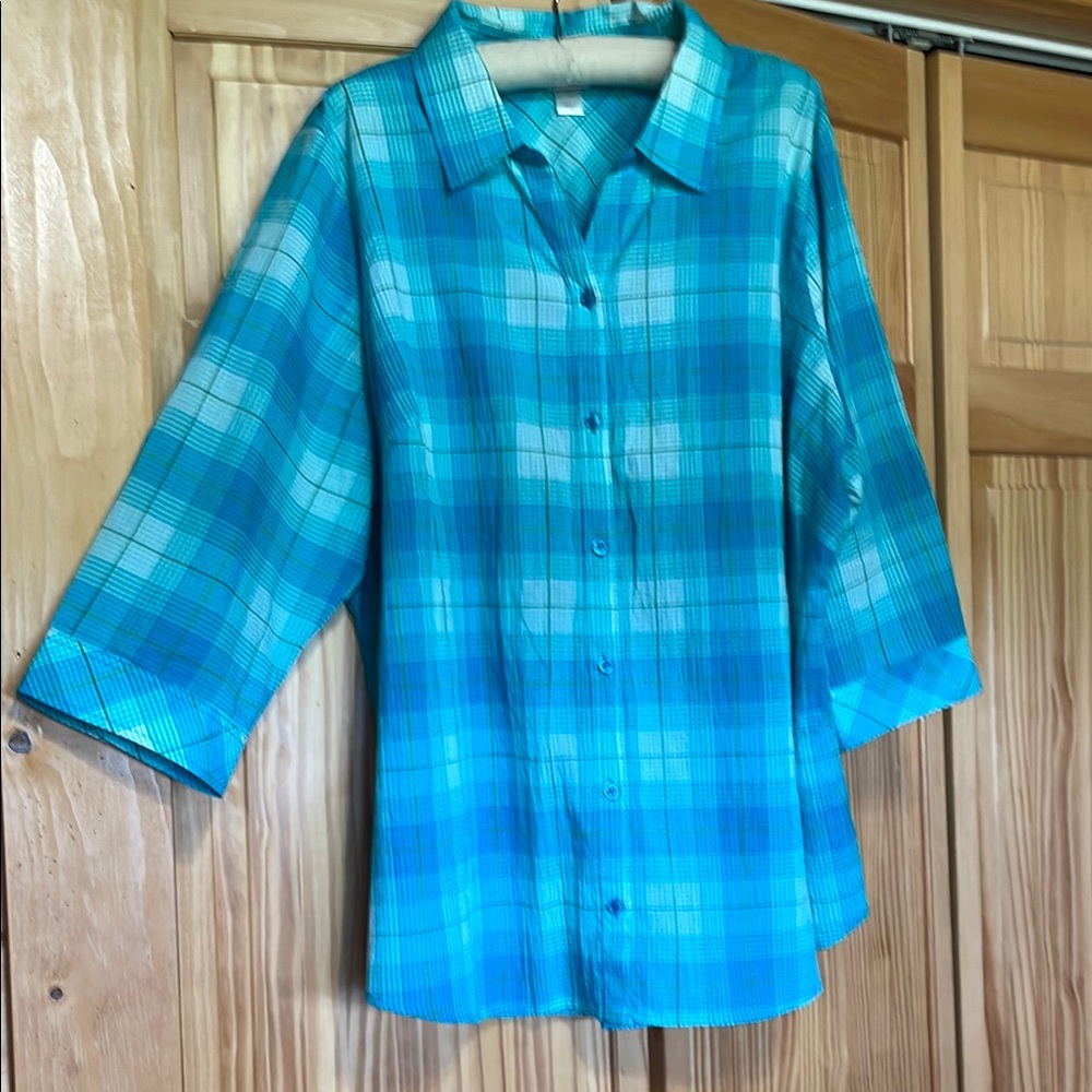 Green Plaid Button-Up Shirt